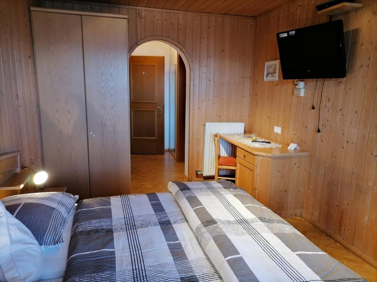 Gasthaus Oberkirn Schenna Ngoại thất bức ảnh